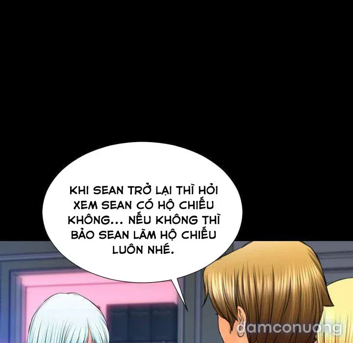 Em gái bán hàng sextoy 