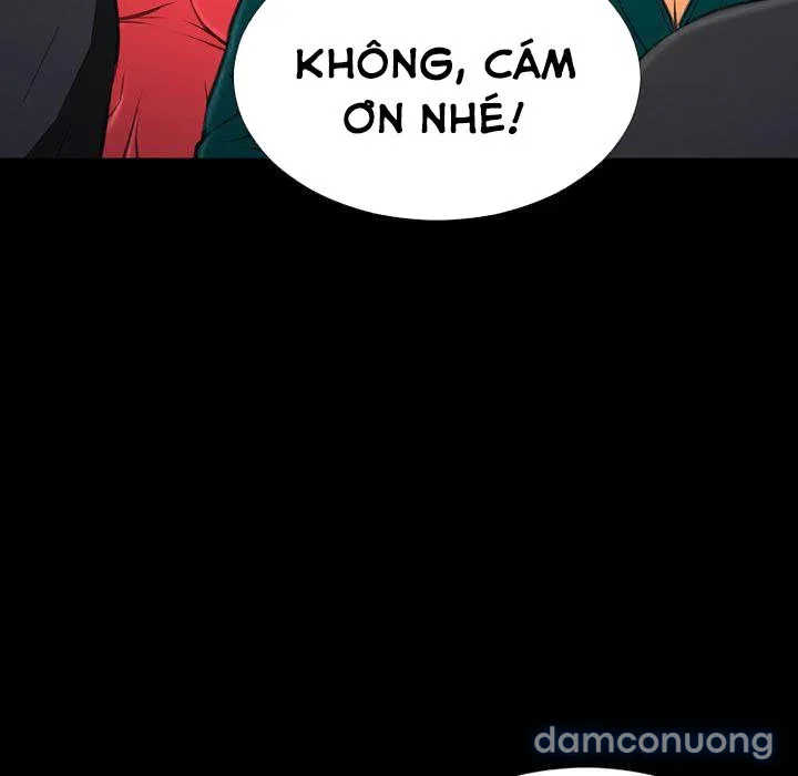 Em gái bán hàng sextoy 