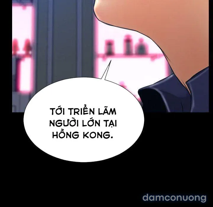 Em gái bán hàng sextoy 