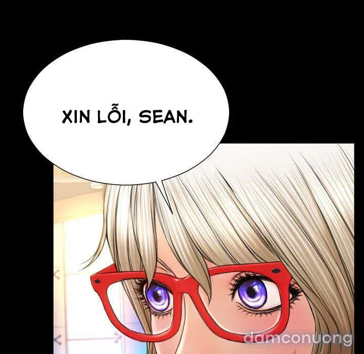 Em gái bán hàng sextoy 