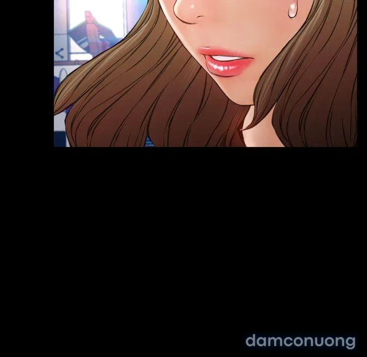 Em gái bán hàng sextoy 