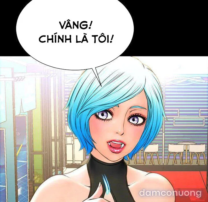 Em gái bán hàng sextoy 
