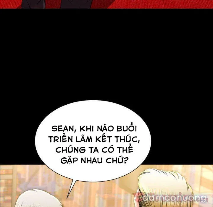 Em gái bán hàng sextoy 