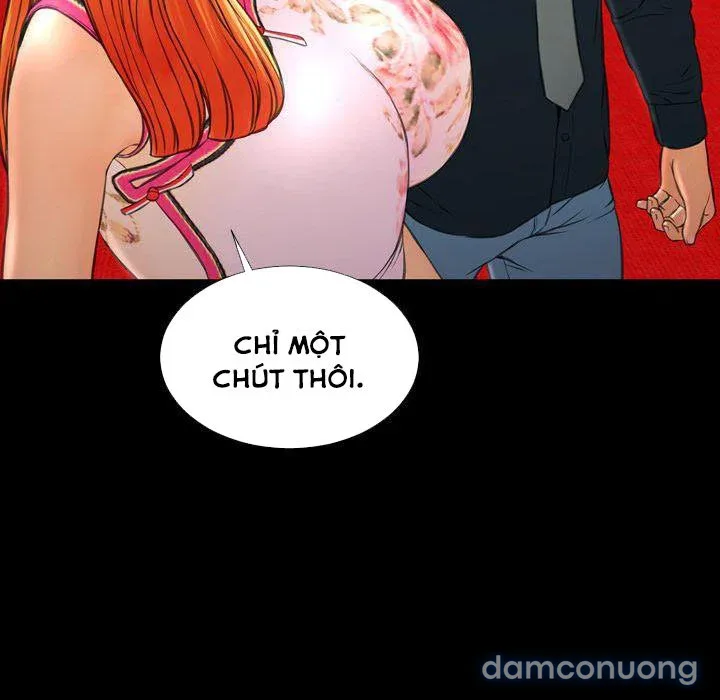 Em gái bán hàng sextoy 