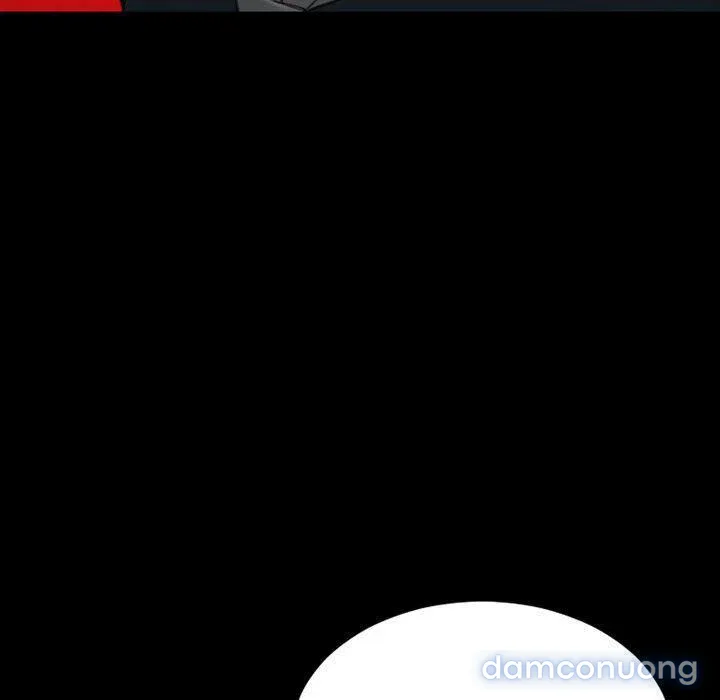 Em gái bán hàng sextoy 