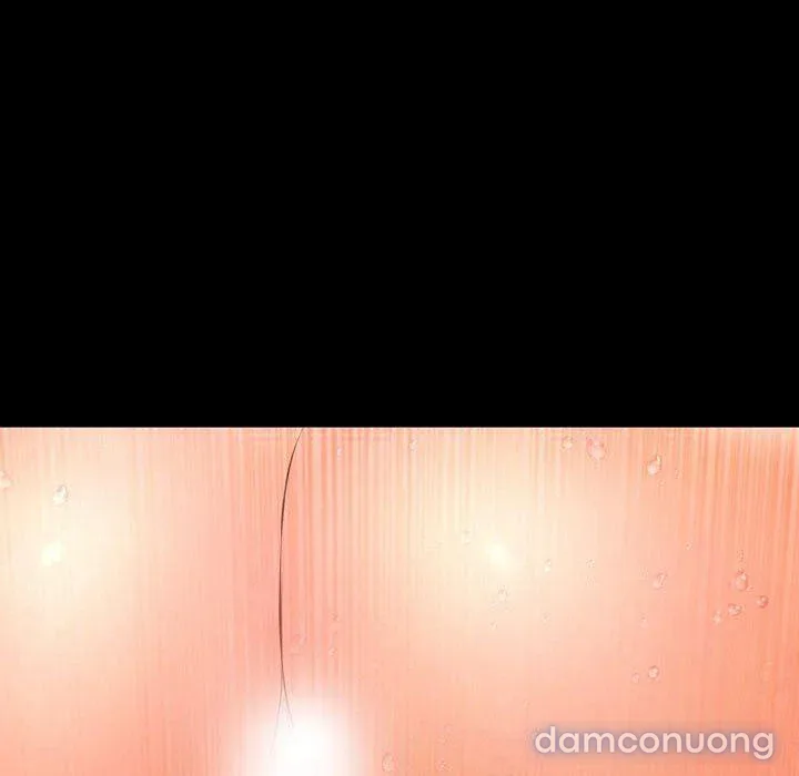 Em gái bán hàng sextoy 