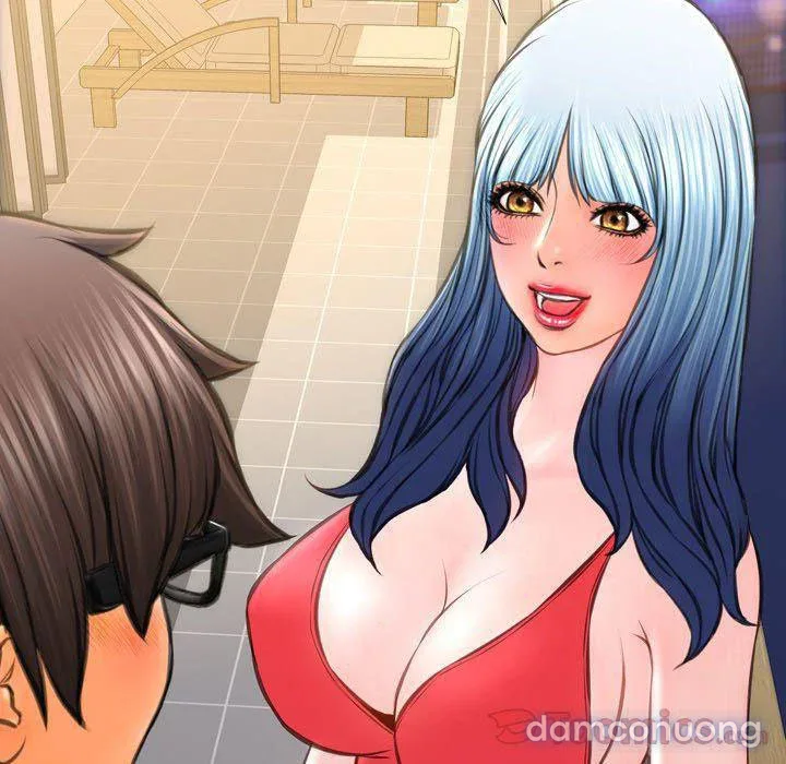 Em gái bán hàng sextoy 