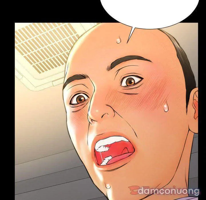 Em gái bán hàng sextoy 