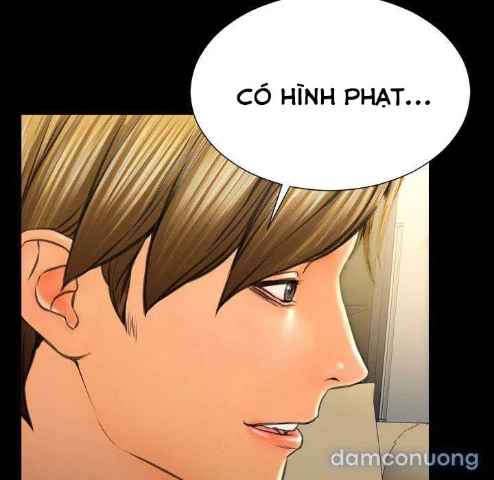 Em gái bán hàng sextoy 