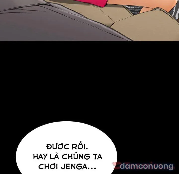 Em gái bán hàng sextoy 
