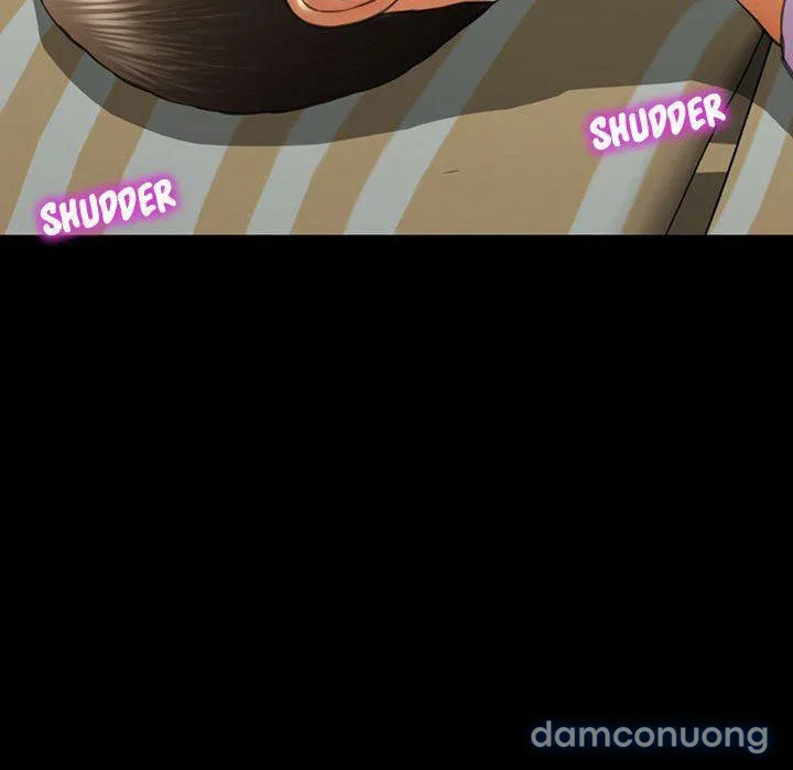 Em gái bán hàng sextoy 