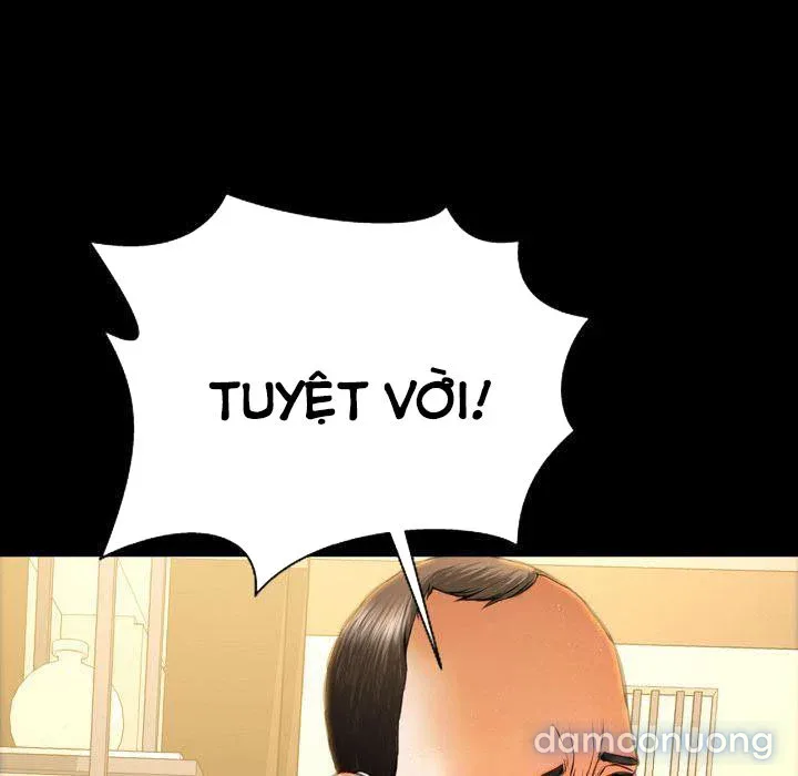 Em gái bán hàng sextoy 