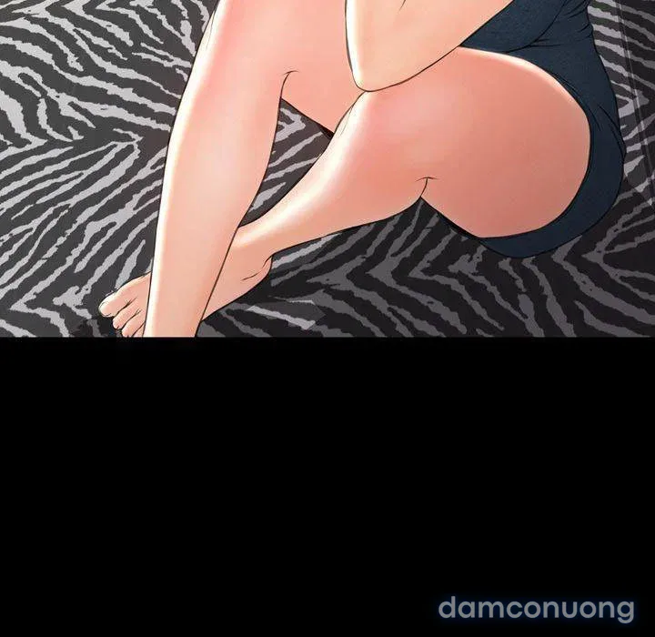 Em gái bán hàng sextoy 