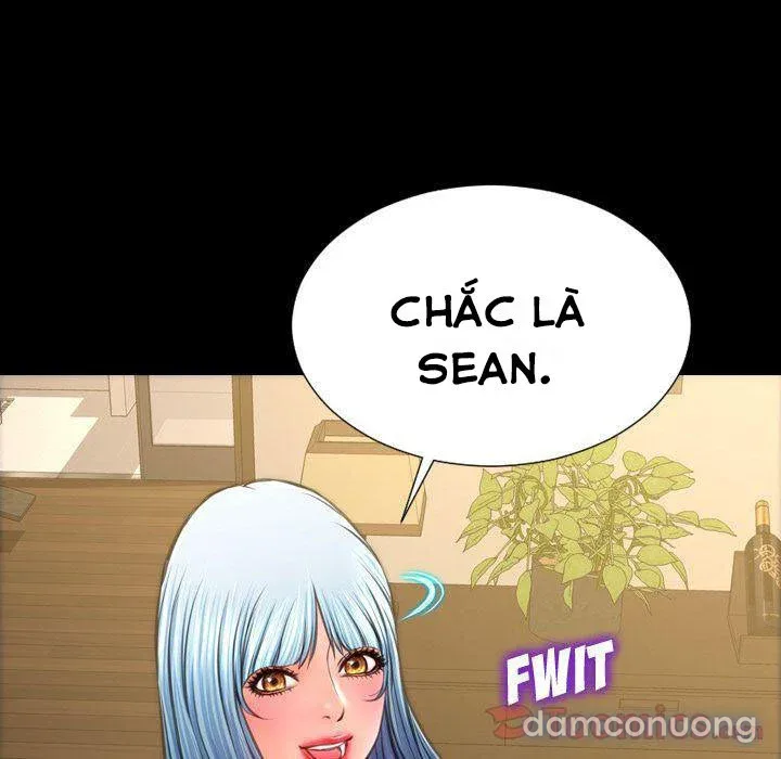 Em gái bán hàng sextoy 
