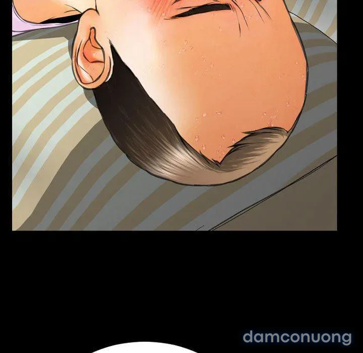Em gái bán hàng sextoy 