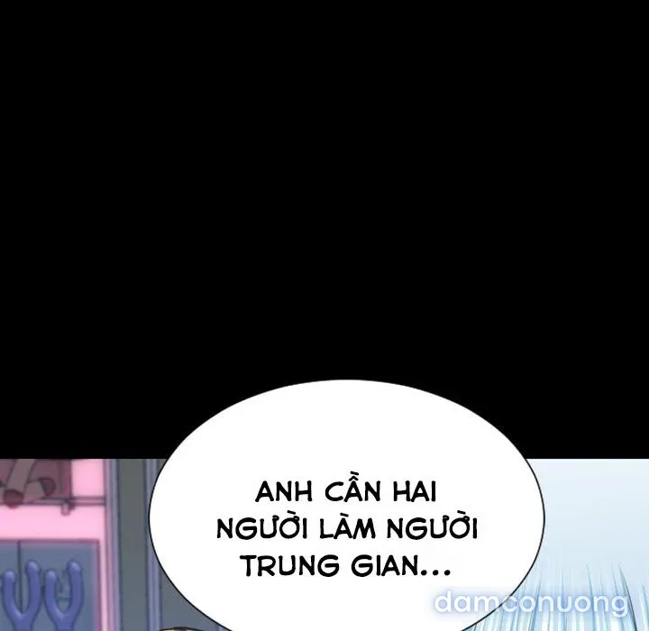 Em gái bán hàng sextoy 