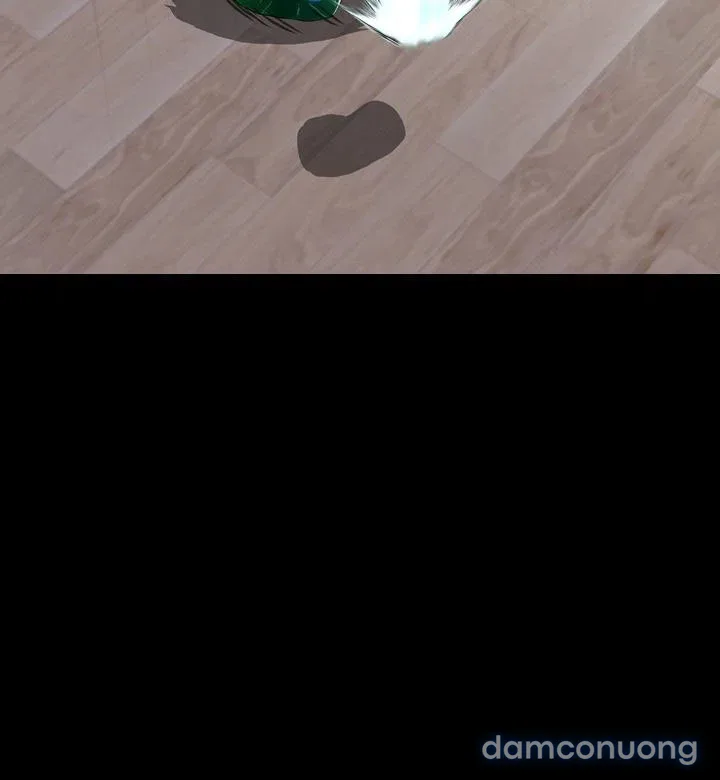 Em gái bán hàng sextoy 