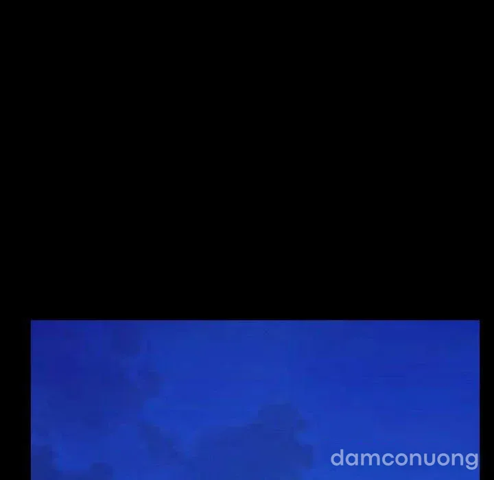 Em gái bán hàng sextoy 
