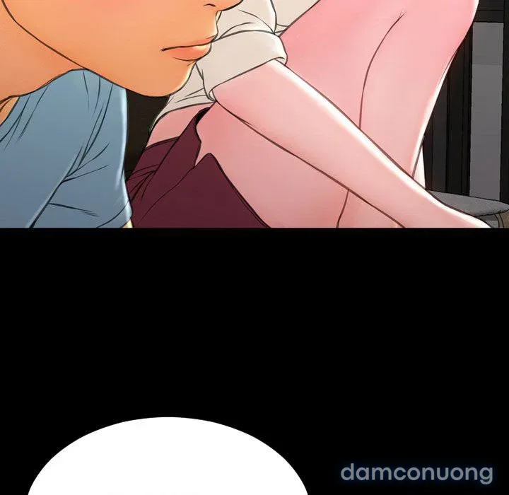 Em gái bán hàng sextoy 