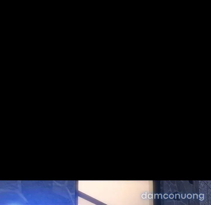 Em gái bán hàng sextoy 