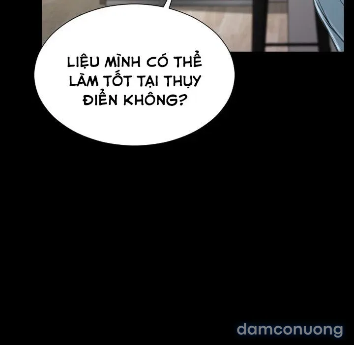 Em gái bán hàng sextoy 