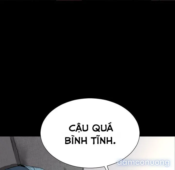 Em gái bán hàng sextoy 