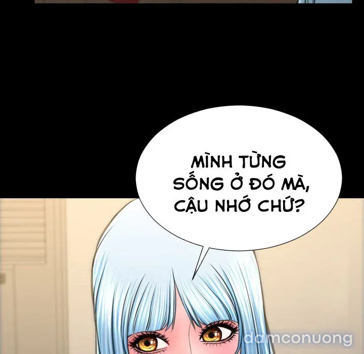 Em gái bán hàng sextoy 