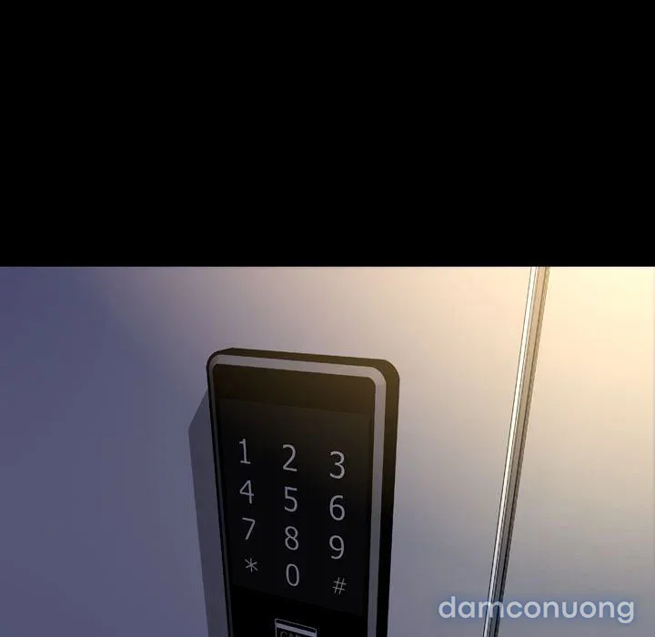 Em gái bán hàng sextoy 