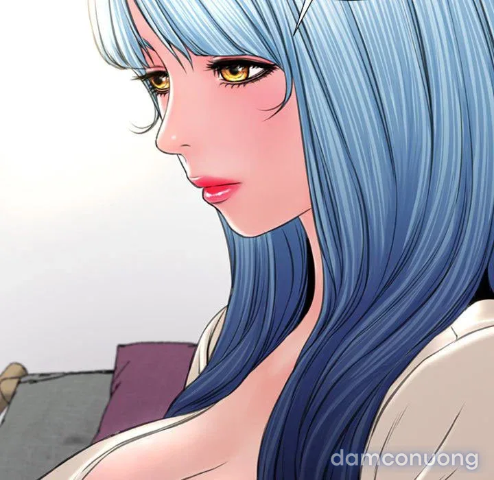 Em gái bán hàng sextoy 