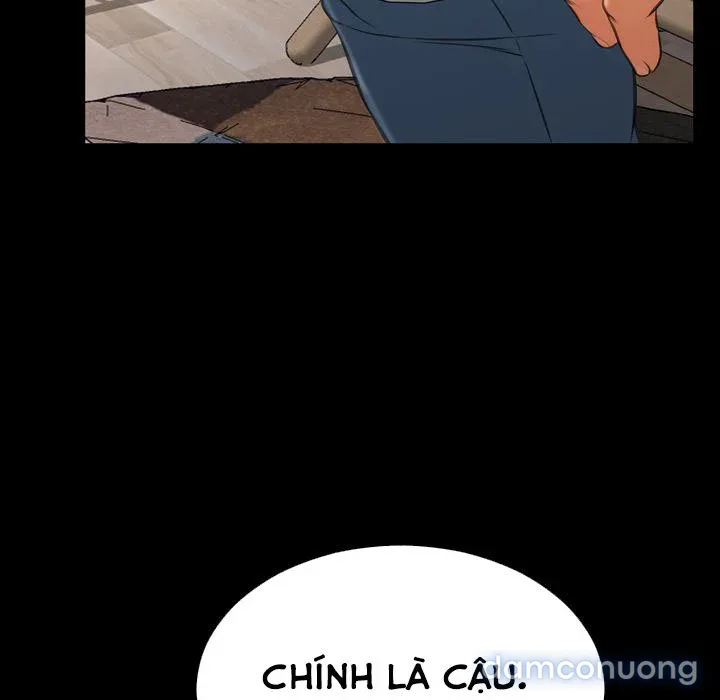 Em gái bán hàng sextoy 