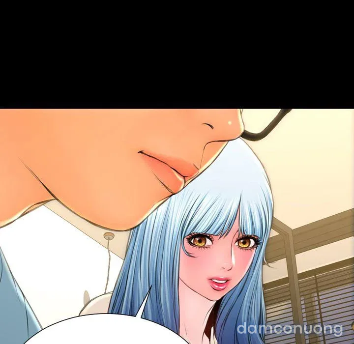 Em gái bán hàng sextoy 