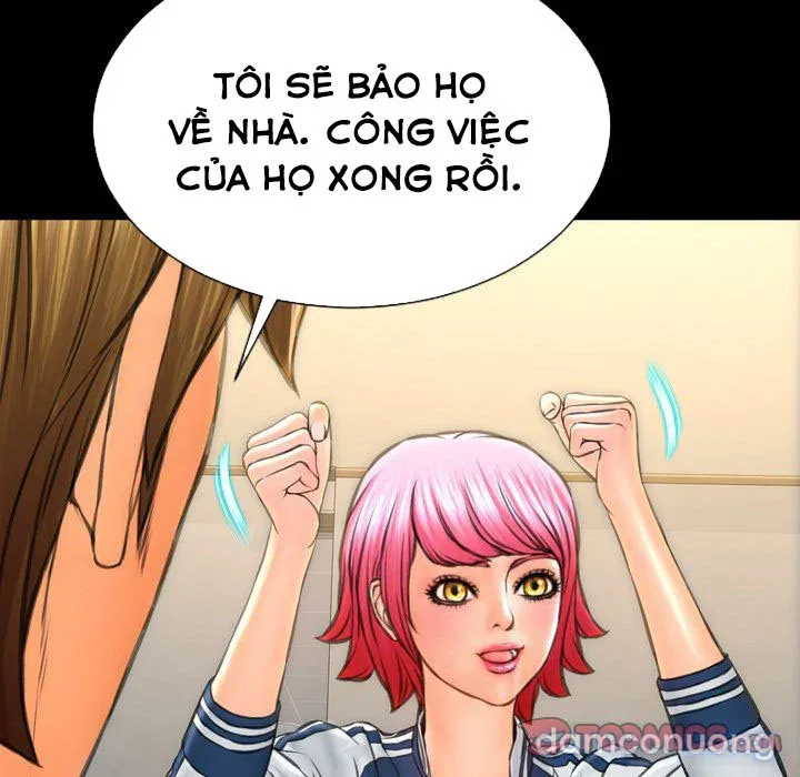 Em gái bán hàng sextoy 