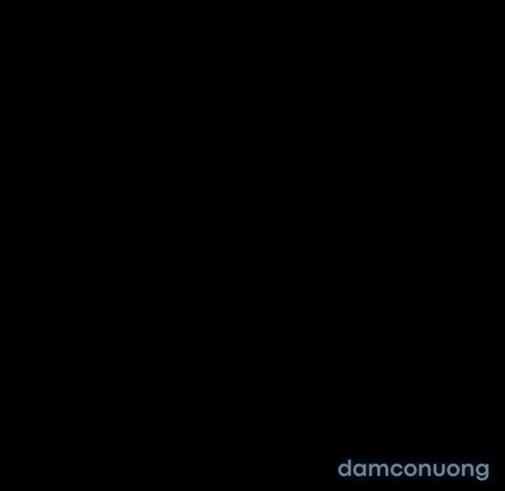 Em gái bán hàng sextoy 