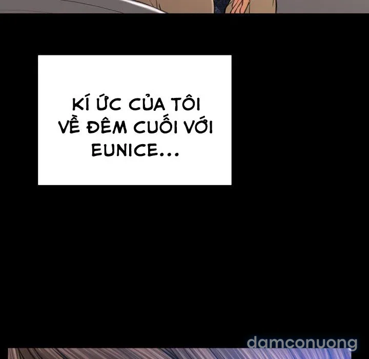 Em gái bán hàng sextoy 