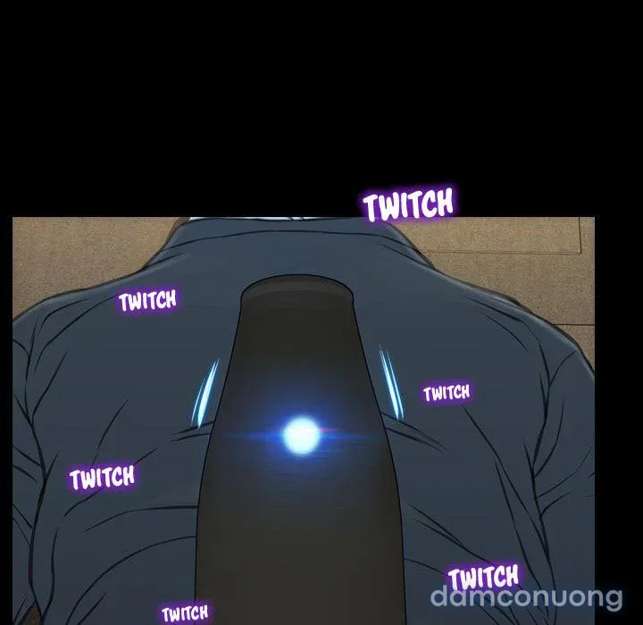 Em gái bán hàng sextoy 
