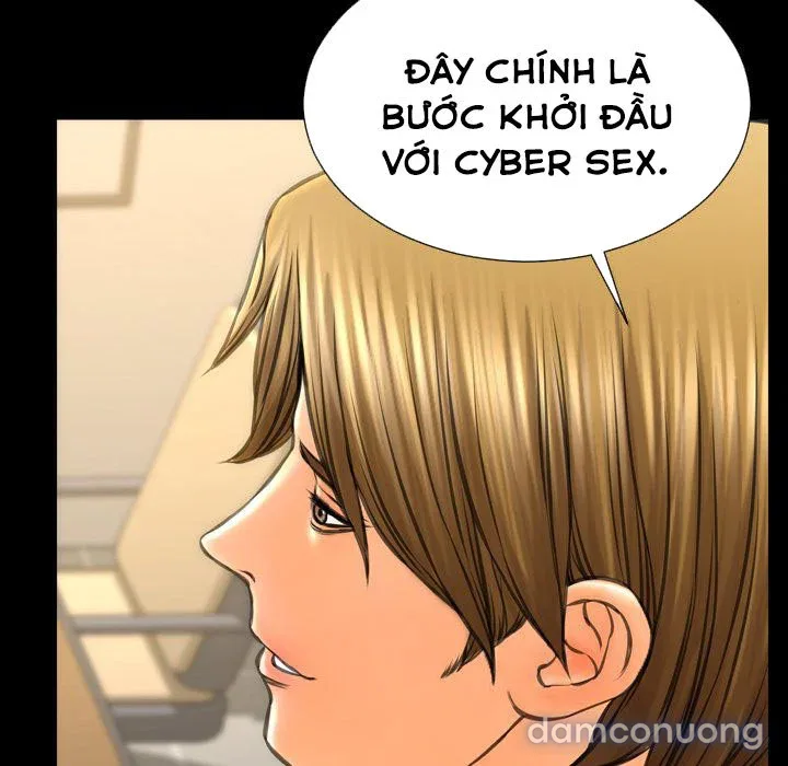 Em gái bán hàng sextoy 