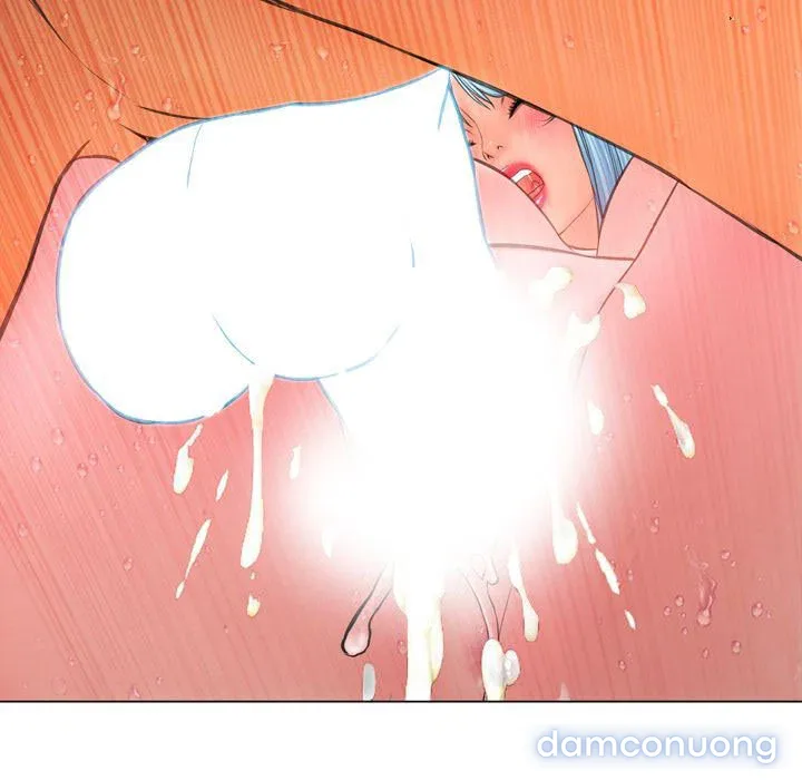 Em gái bán hàng sextoy 