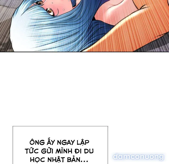 Em gái bán hàng sextoy 