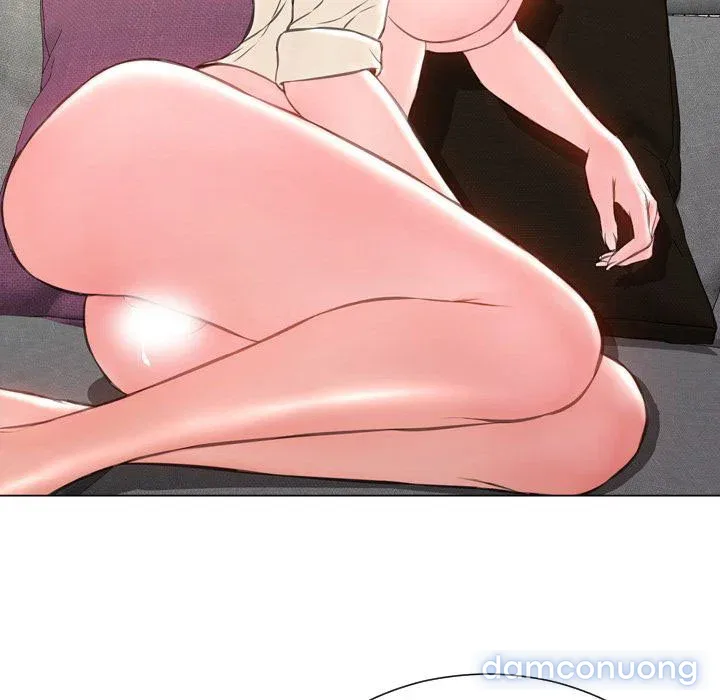 Em gái bán hàng sextoy 