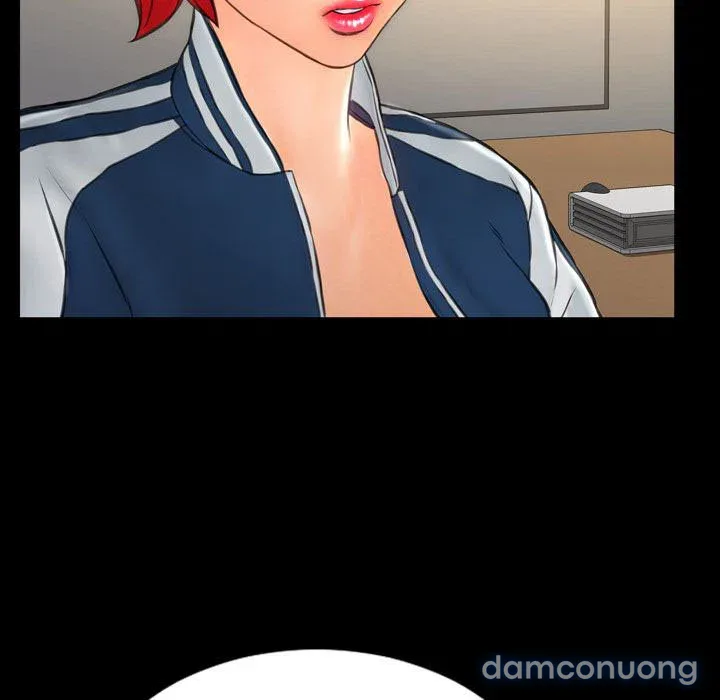Em gái bán hàng sextoy 