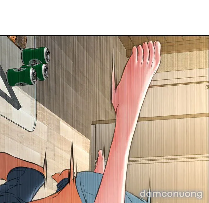 Em gái bán hàng sextoy 