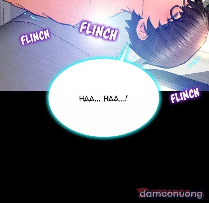 Em gái bán hàng sextoy 