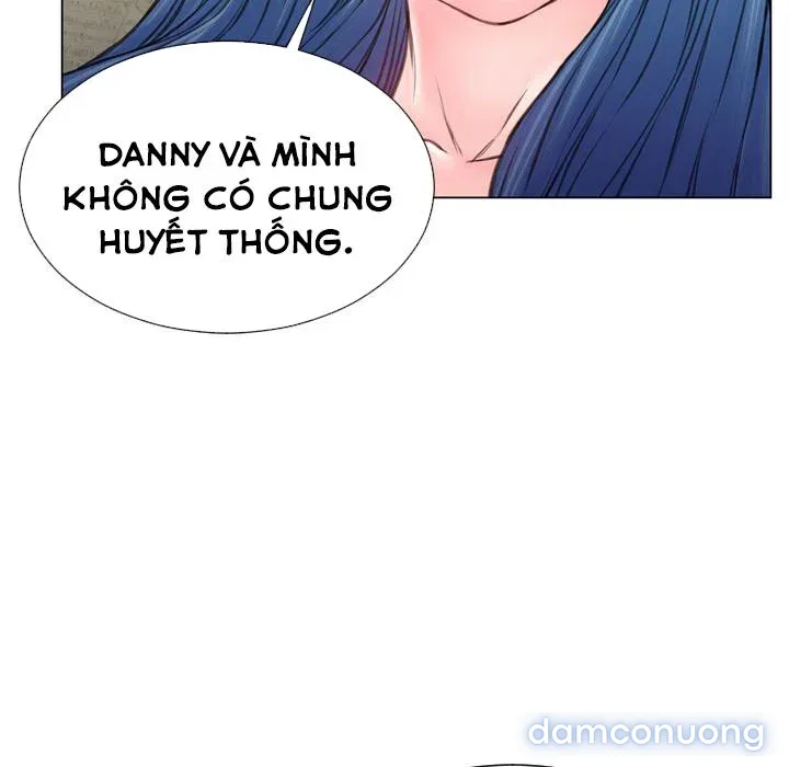 Em gái bán hàng sextoy 