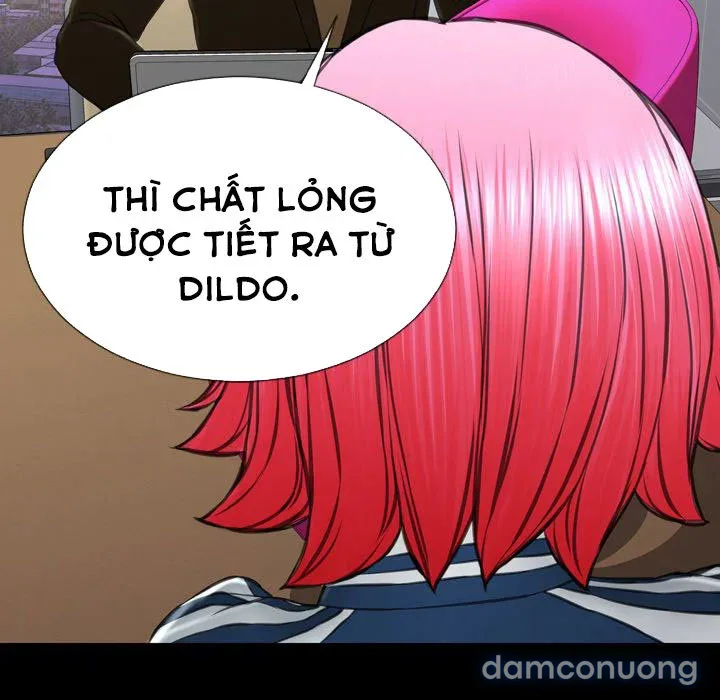 Em gái bán hàng sextoy 
