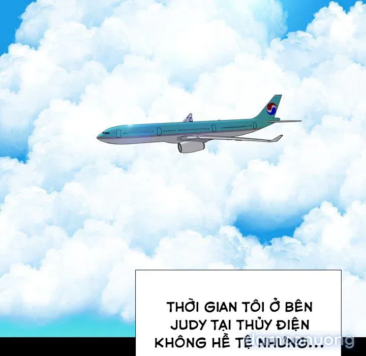 Em gái bán hàng sextoy 