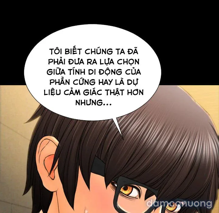 Em gái bán hàng sextoy 