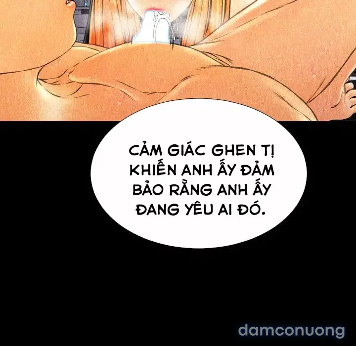 Em gái bán hàng sextoy 
