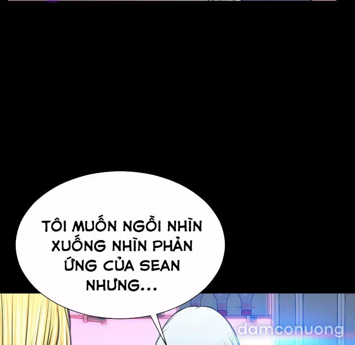 Em gái bán hàng sextoy 