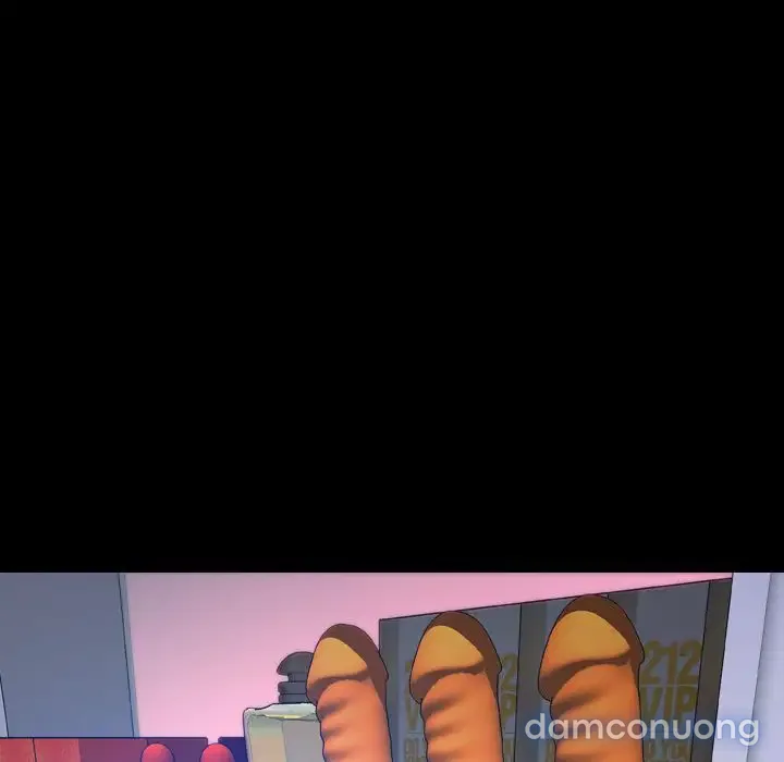 Em gái bán hàng sextoy 