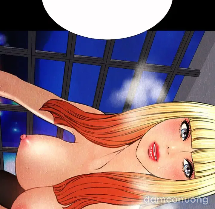 Em gái bán hàng sextoy 